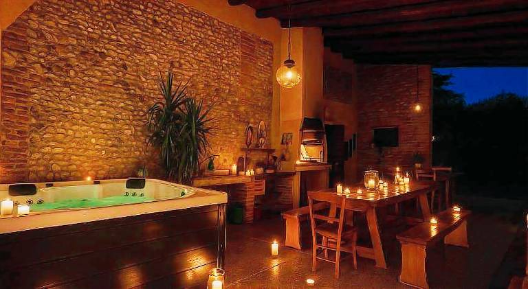 Vacation home with hot tub & pool | Pets allowed — photo 4