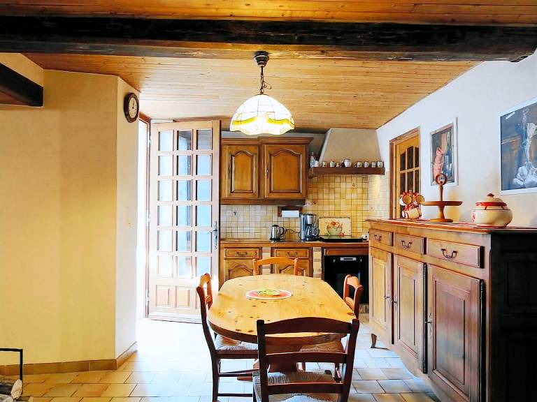 Cottage with grill — photo 4
