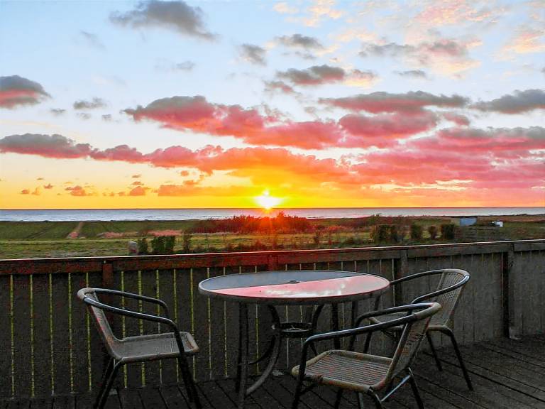 Vacation home with yard, barbecue & terrace | Sea view — photo 4