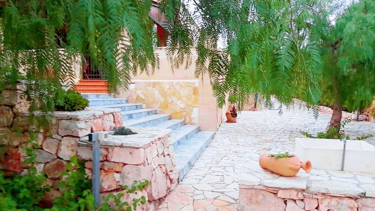 Rental apartment with patio, grill & garden | Pool view — photo 2