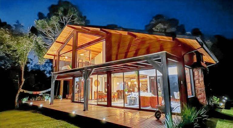 Charming chalet with jacuzzi | Pets are welcome in Urubici