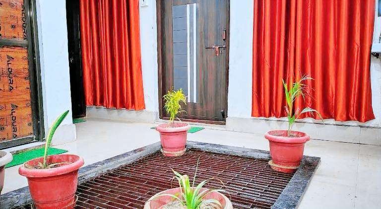 Vacation home with patio — photo 2