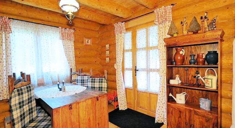 Charming chalet with pool | Pets allowed — photo 5