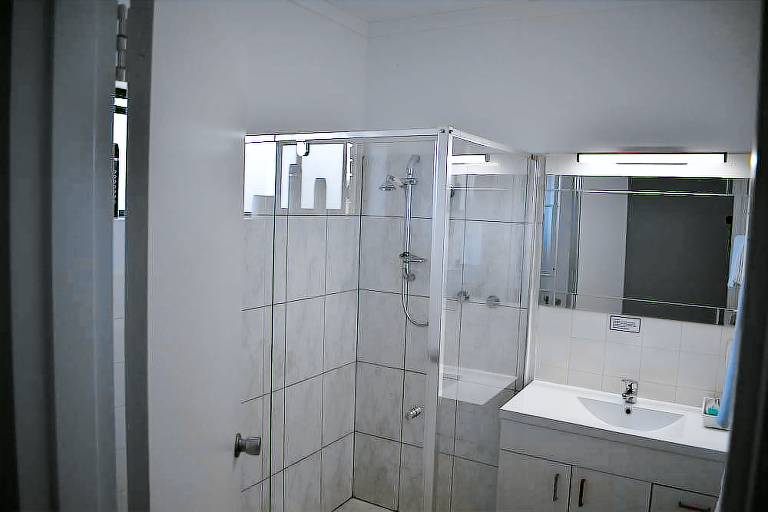 Motel Deniliquin Council