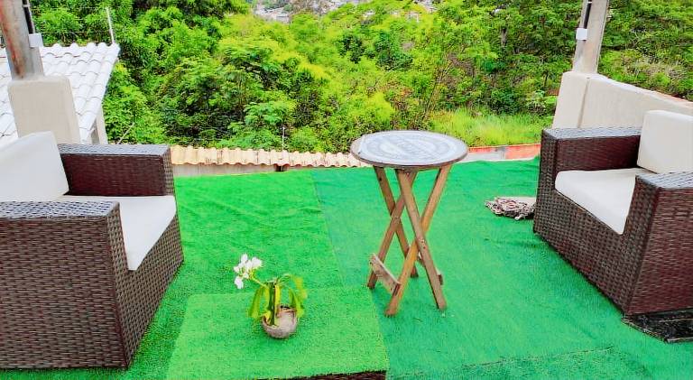 Lodge with patio | Pet-friendly — photo 4