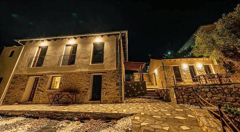 Fully equipped nice villa with patio & yard | Suitable for remote work | Pet-friendly — photo 5