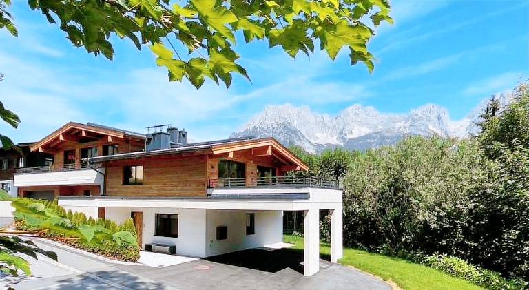 Genießen Sie Bergblick & Sauna im modernen Chalet — photo 3
