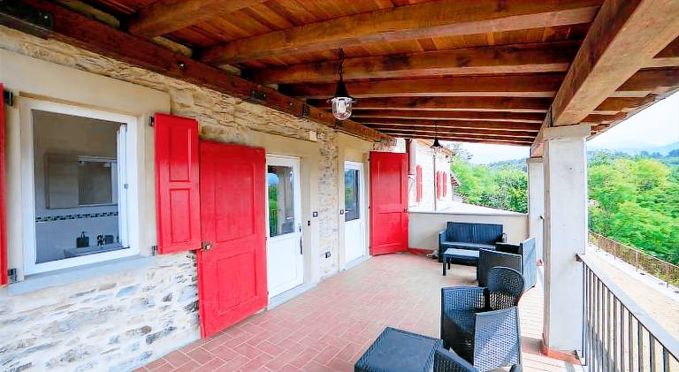 Holiday apartment with yard, pool & patio | Pets allowed — photo 3
