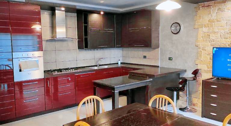 Vacation home with garden, grill & terrace — photo 4