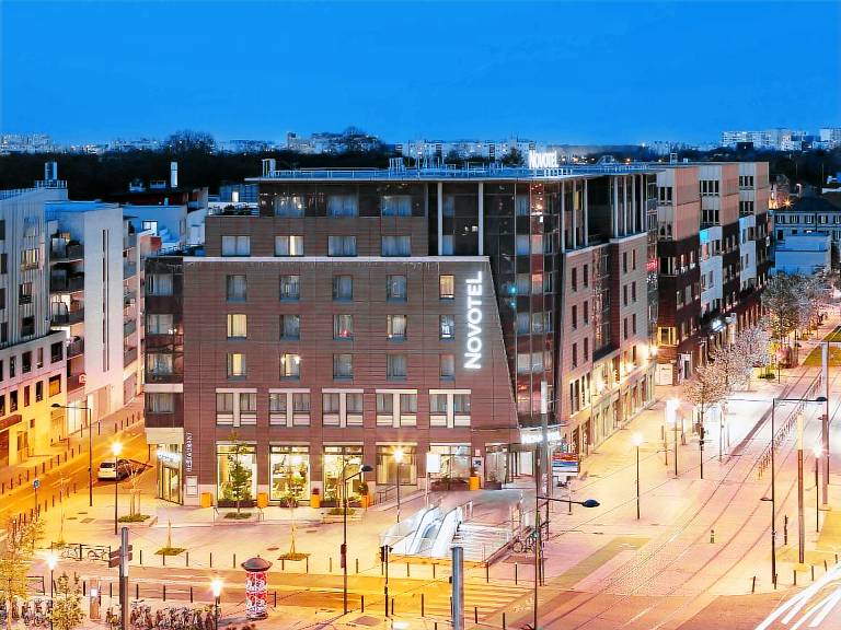 Novotel Paris Stade Basilique — photo 4