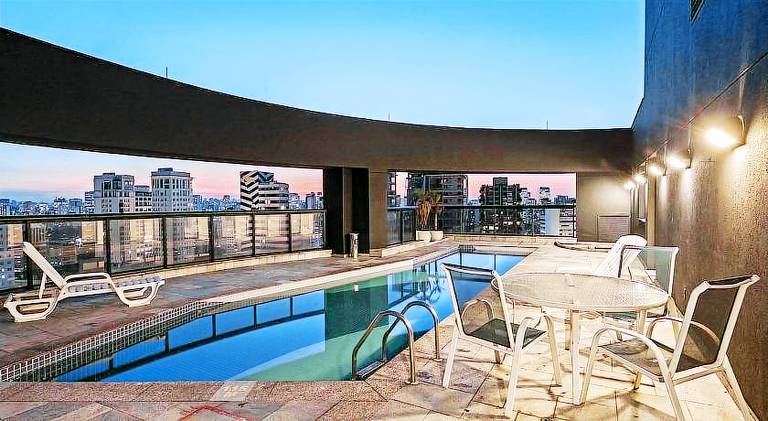 Serviced apartment with patio, pool & sauna — photo 3