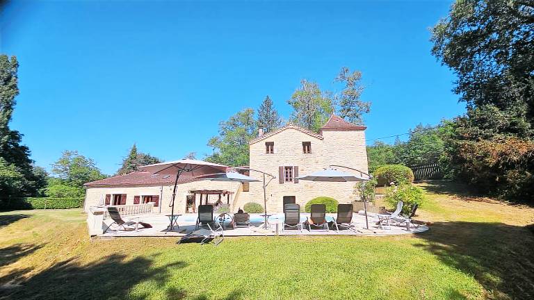 Villa with private pool, barbecue & patio | Dogs allowed — photo 5