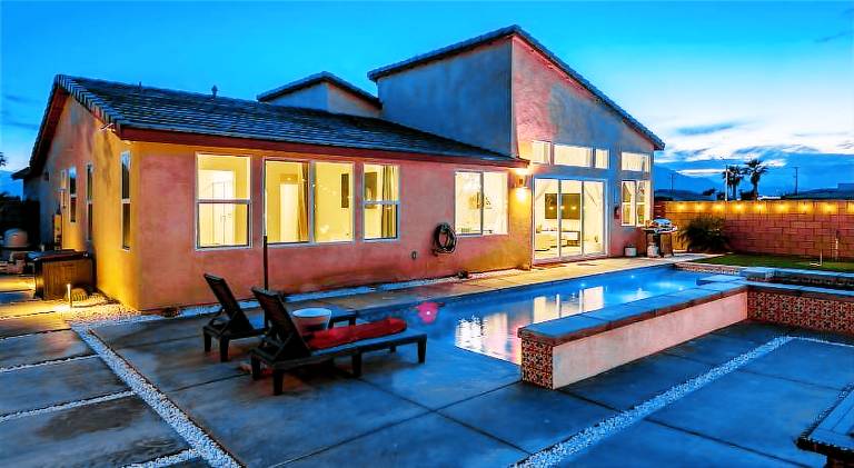 Marbella Lane - Desert Dream Pool Spa & Games — photo 3