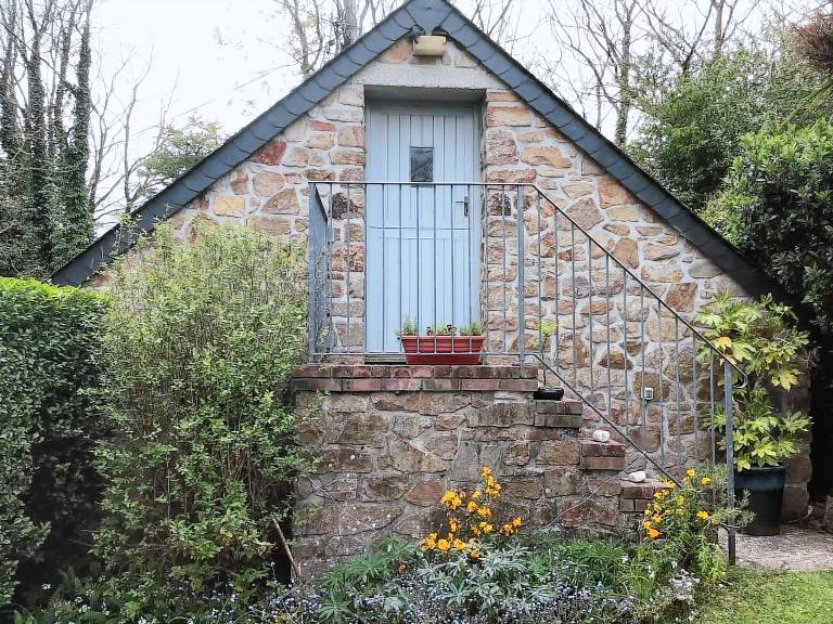 Apartment  Illogan