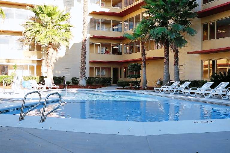 Ramada by Wyndham Sacramento