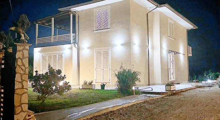 250 m&sup2; Ferienhaus