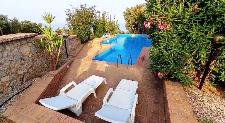 Vacation home with garden, patio & pool | Good for workation — photo 2