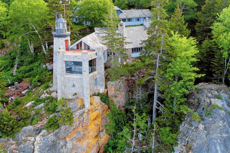 House  Stonington