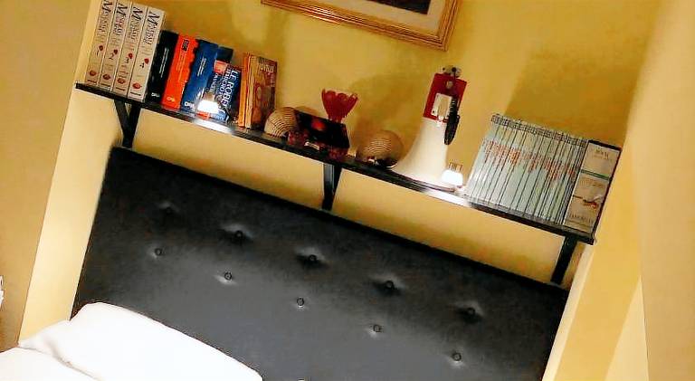 House with 1 room for 4 persons in Mascali