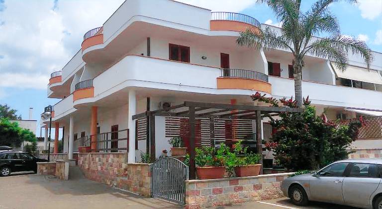 House with 2 rooms for 6 persons — photo 5