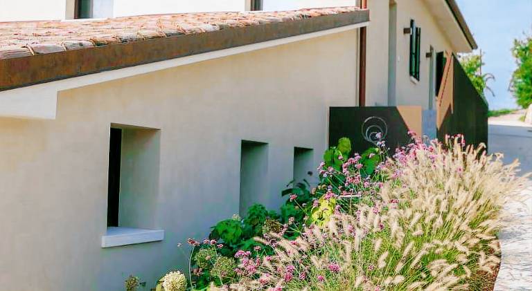 Farm with terrace & yard | Pet-friendly — photo 2