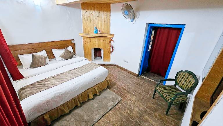 Green cottage — photo 2