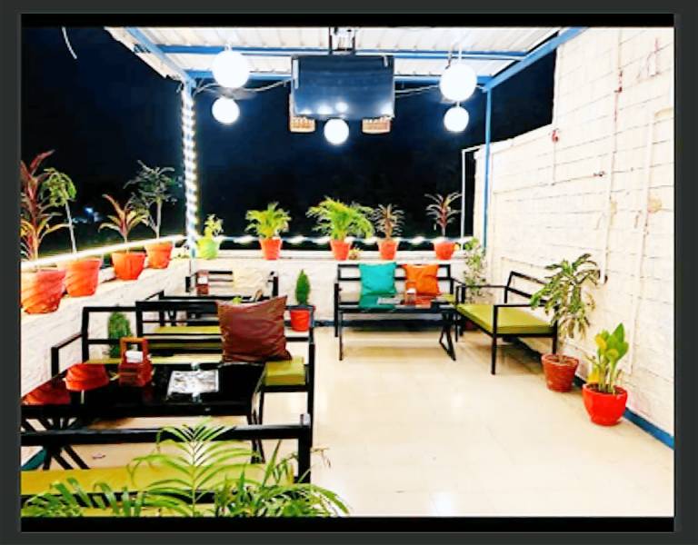 Beautiful house with yard & patio | Pet-friendly — photo 4