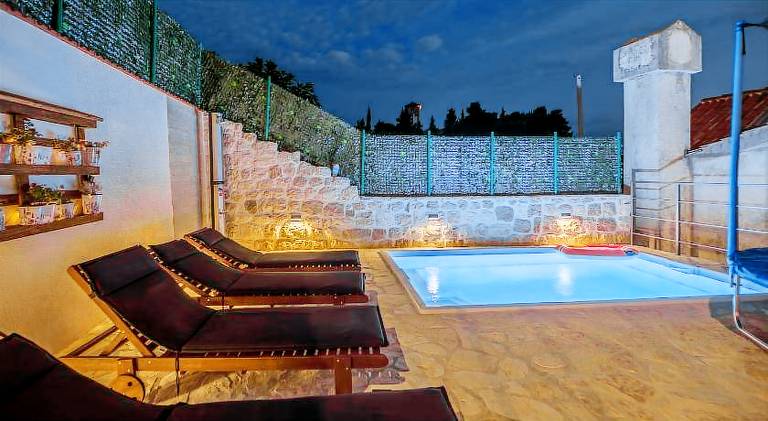 Beautiful villa with pool | Pets allowed — photo 5