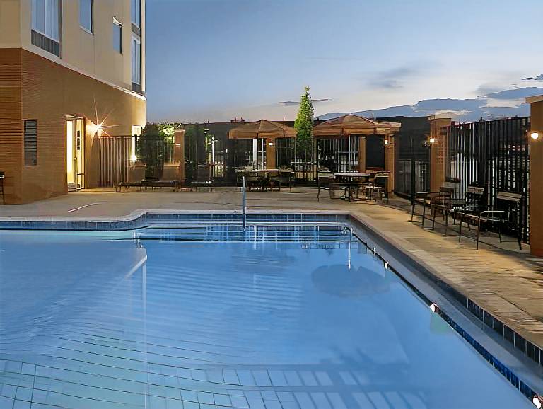 Home2 Suites by Hilton Indianapolis Keystone Crossing — photo 4