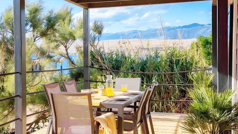 Nice vacation home with hot tub & barbecue | Close to the beach | Pets allowed — photo 5