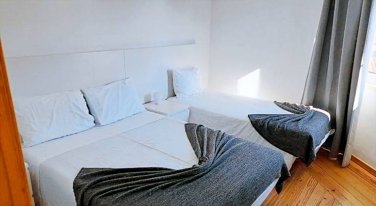 Apartment | Near Monastery of Santa Cruz — photo 2