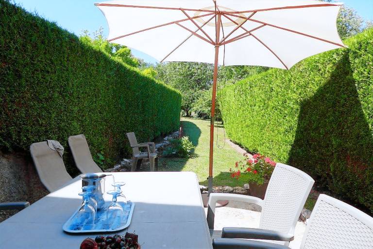 Gite with garden & patio in Chaumont
