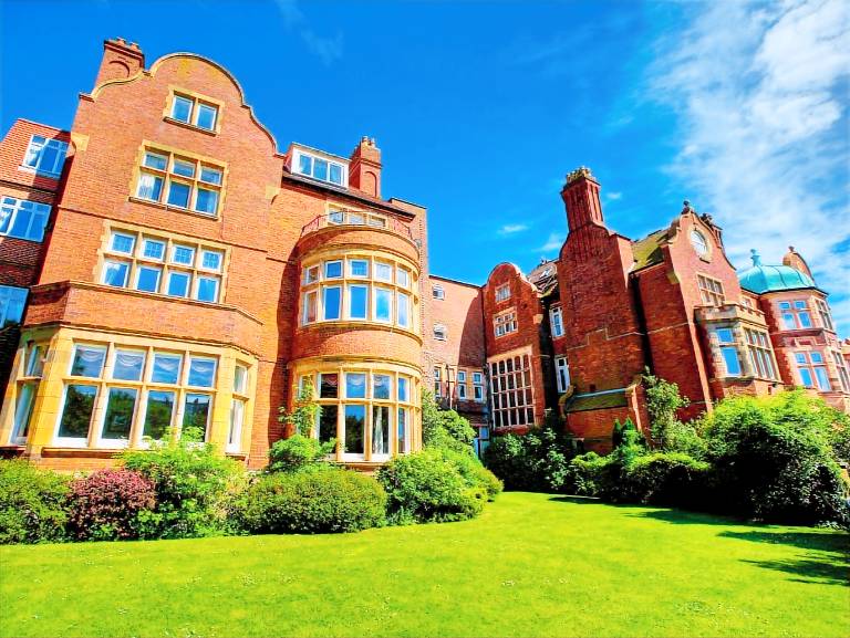 Burlington Hotel in Folkestone