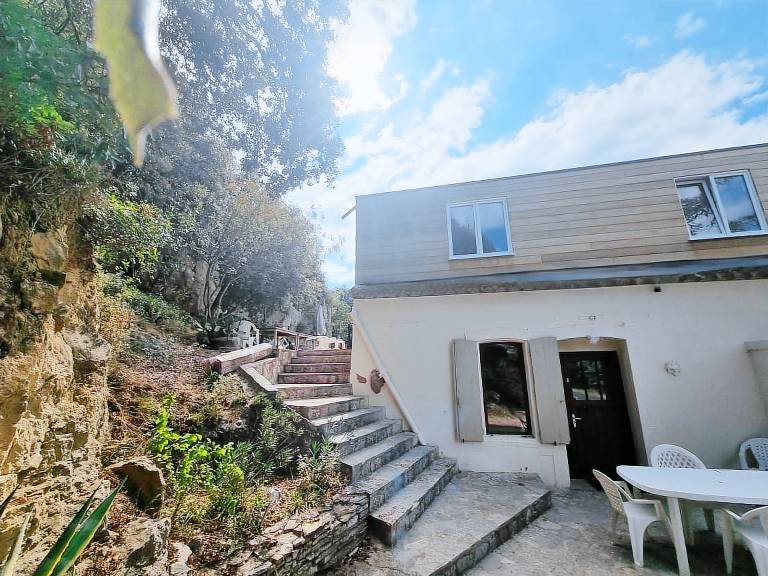 Fully equipped vacation home with private pool & terrace | Pets allowed — photo 2