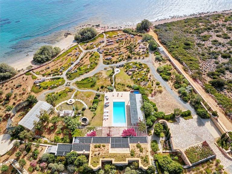 Villa  Aliki