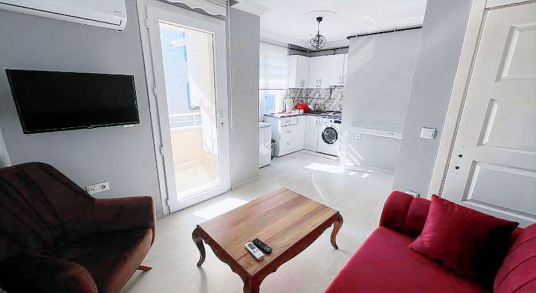 Apartment with patio & yard in Trabzon