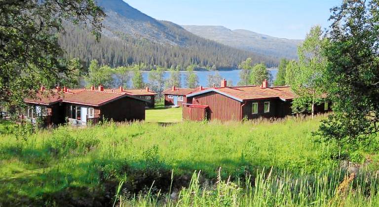 Lodge with patio in Are