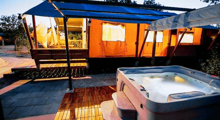 Tent with pool, barbeque & jacuzzi | Suitable for remote work — photo 2