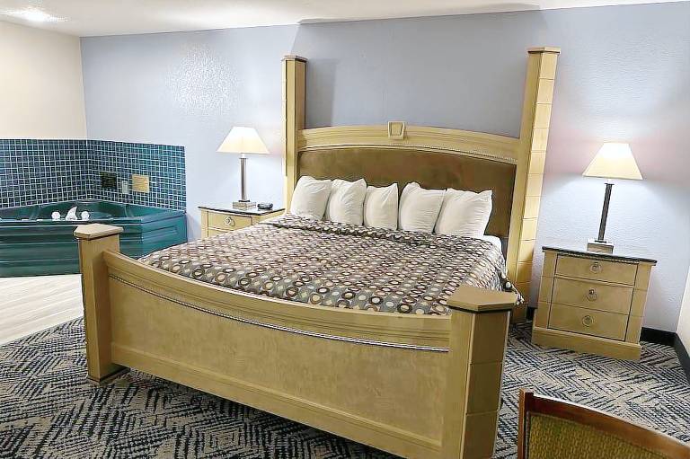 Baymont by Wyndham Omaha SW