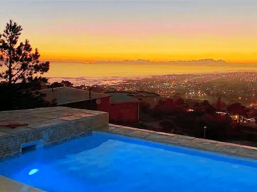 Bed & Breakfast  Somerset West