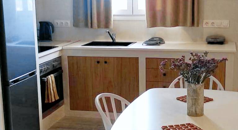 Apartment with terrace in Ios
