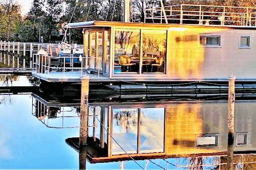 40 m² Hausboot