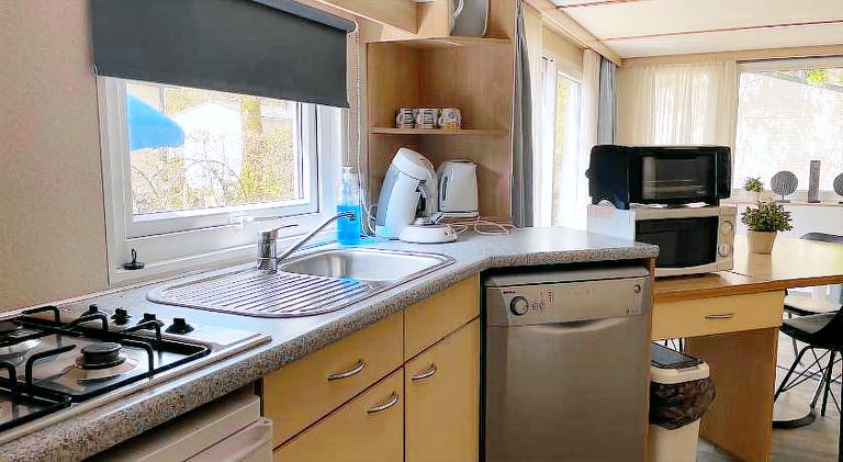 Chalet with 2 rooms for 4 persons — photo 3