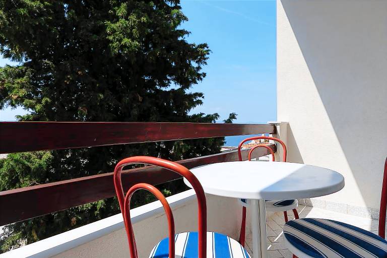 One bedroom apartment with balcony and sea view Pisak, Omiš (A-5975-b) — photo 2