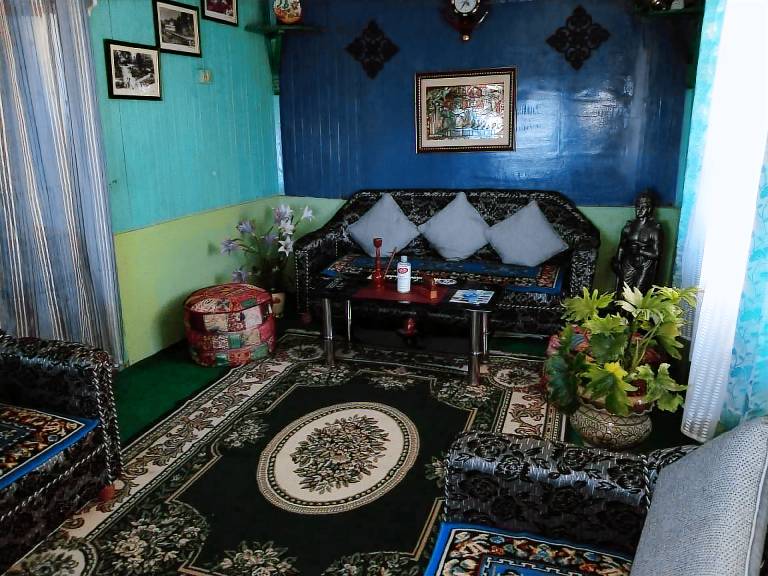 Quaint wood cottage-Sherpa Khangba — photo 3
