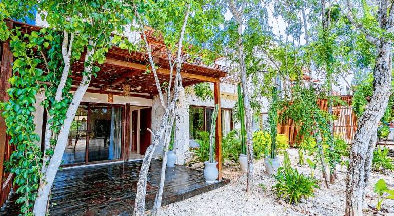 Beautiful villa with pool & hot tub | Pet-friendly in Tulum