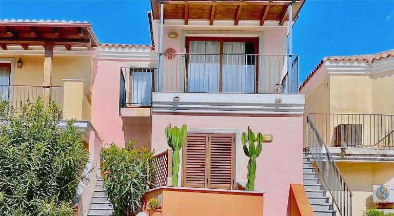 Vacation home with 1 room for 4 persons in Santa Teresa di Gallura