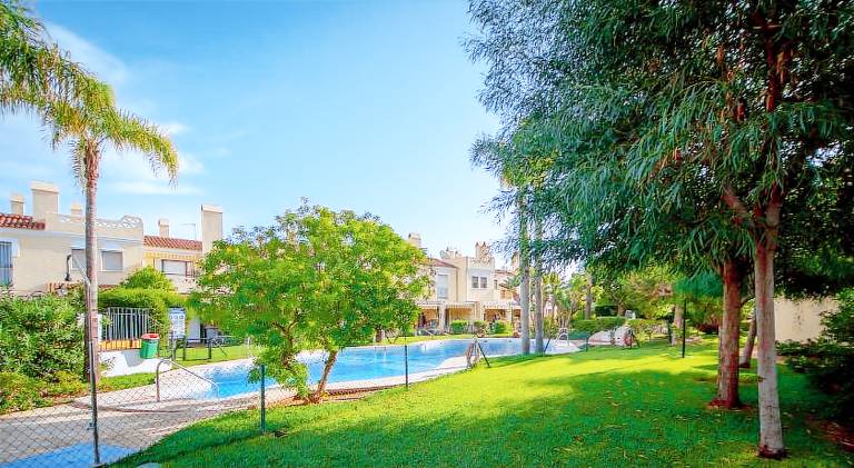 Rental apartment with pool | Next to the beach | Pet-friendly — photo 3