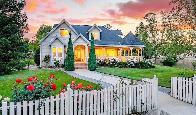 House  Atascadero