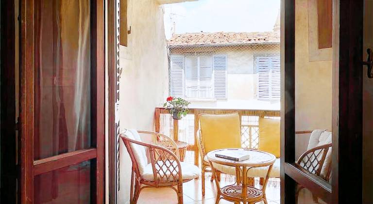 Great Location Just Infront of Pitti Palace — photo 3